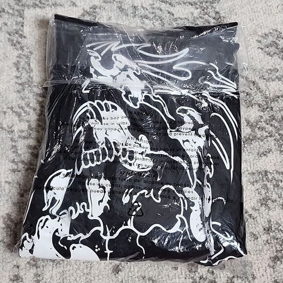 1796 New BLACK SKULL TEE Size Large - Picture 3 of 5